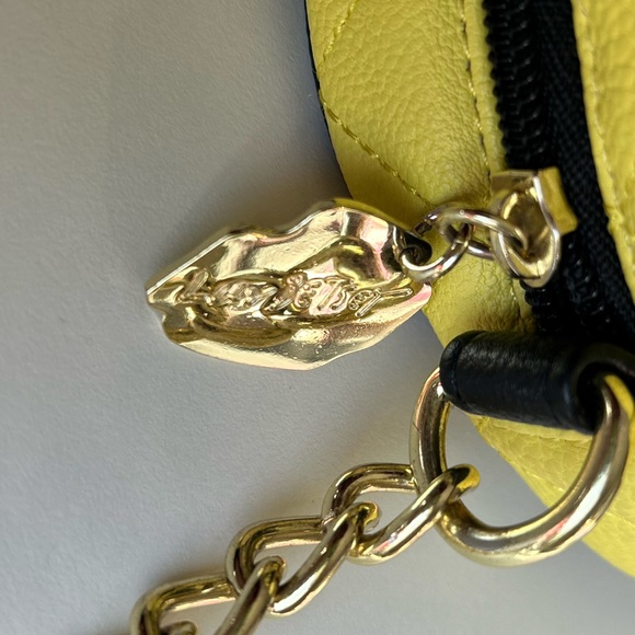 Luv Betsy Emoji Bag 😝 - Picture 3 of 14